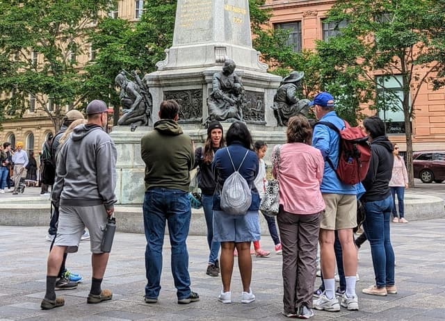 Old Montreal: Award-Winning Small-Group Tour (Max 10)