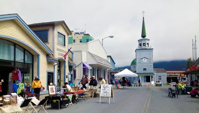 Sitka: Guided Walking Tour of Historic Downtown