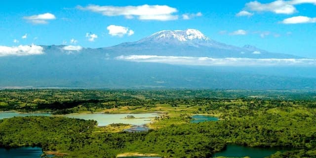 Arusha: Combi Lake Duluti Walk and Canoeing tour, transfer