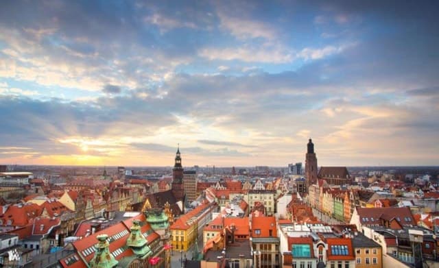 Luxury Transfers: From Dresden to Prague Made Easy