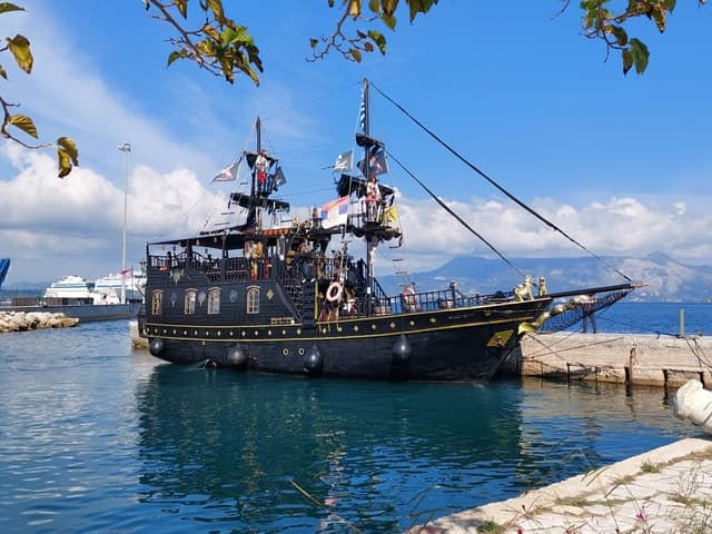 Corfu: Pirate Ship Coastal Cruise with City Views