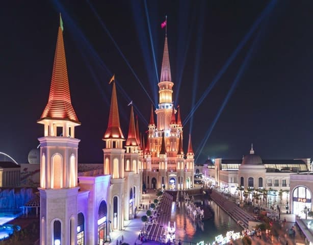 From Antalya: Land of Legends Transfer and Boat Parade Show