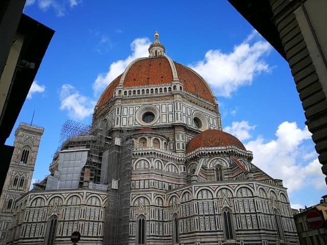 Florence: Duomo Area Tour and Brunelleschi Dome Climb Ticket