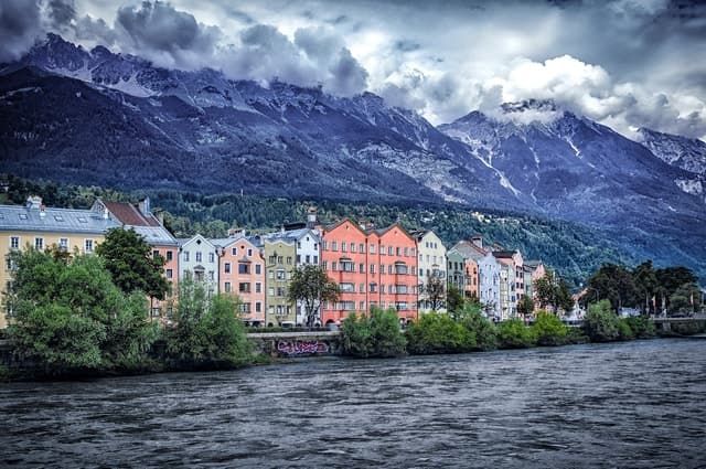Innsbruck: Old Town Private Walking Tour
