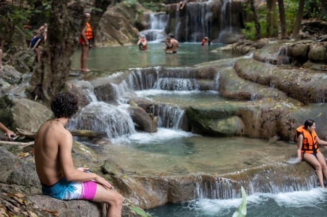 Kanchanaburi: Elephant Sanctuary & Erawan Waterfall Tour