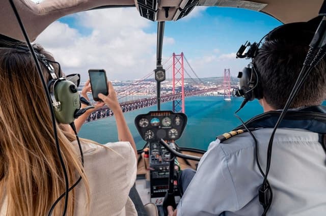 Luxury Lisbon Helicopter Tours: Aerial Sightseeing