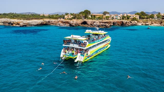 Best East Coast Glass-Bottom Boat Tours in Mallorca