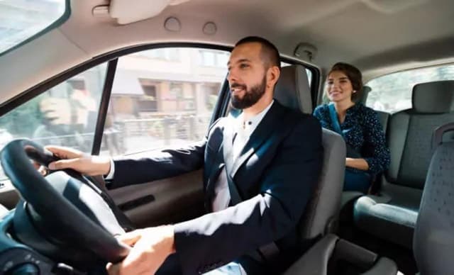 Compare Best Dubai-Abu Dhabi Transfers