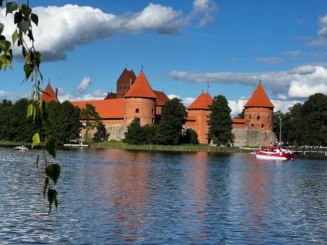 Vilnius: Trakai, Uzutrakis Manor, Hill of Angels, Boat Ride