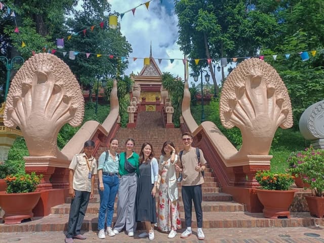 Phnom Penh Historical Sites Tour by Tuk Tuk