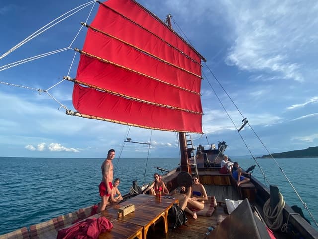 Hua Hin: Full-Day Trip to Sam Roi Yot by Sail Boat