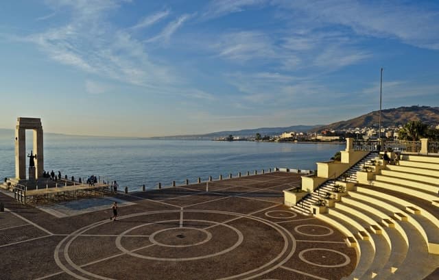 Compare Reggio Calabria & Scilla Tours