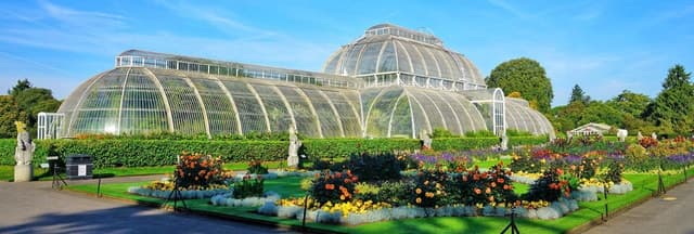 London: Richmond to Kew River Thames Cruise