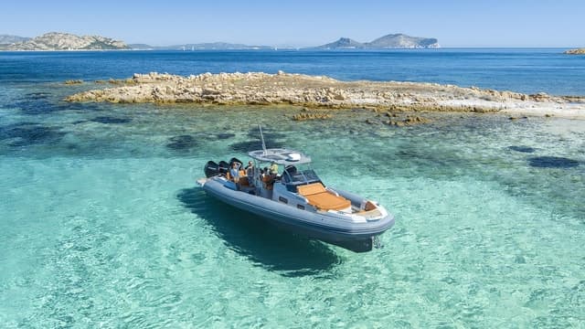 Olbia:Tavolara Boat Tour Small group (Max 12 pax) + Aperitif