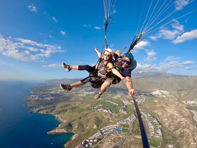 Costa Adeje: Tandem Paragliding Flight with Pickup
