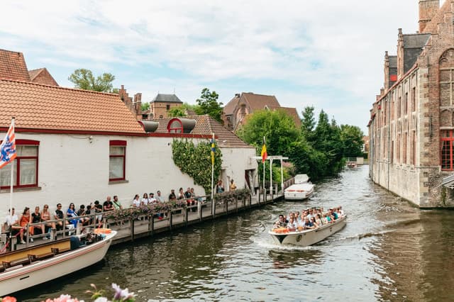 Best Amsterdam Day Trips from Brussels: Book Your Escape