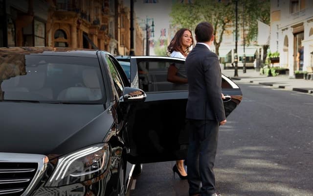 Reliable Private Transfers: Doha Airport to City