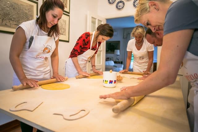 Rimini: Pasta & Tiramisu Cooking Class at a Local's Home