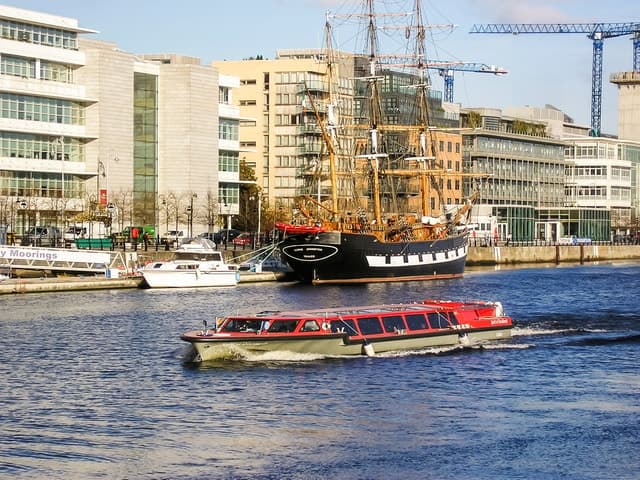Best Dublin River Liffey Cruises & Scenic City Tours