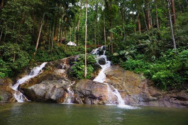 Kuala Lumpur: Batu Caves, Ramayana Caves & Kanching Falls