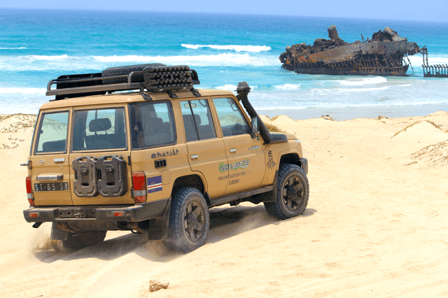 Boa Vista Jeep Expedition: Shipwreck & Viana Desert (4-Hour)