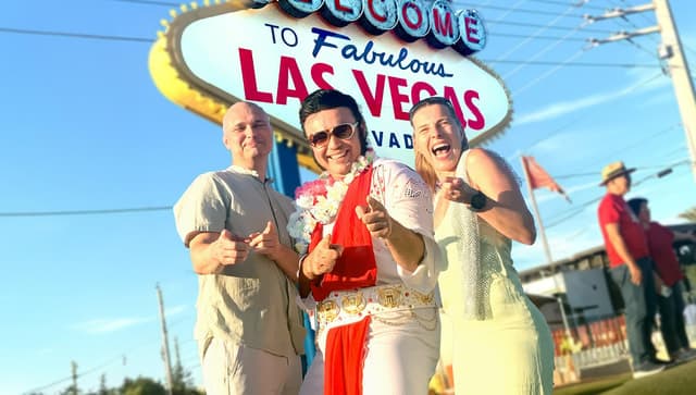 Las Vegas: Elvis Wedding with Las Vegas Sign Photos Included