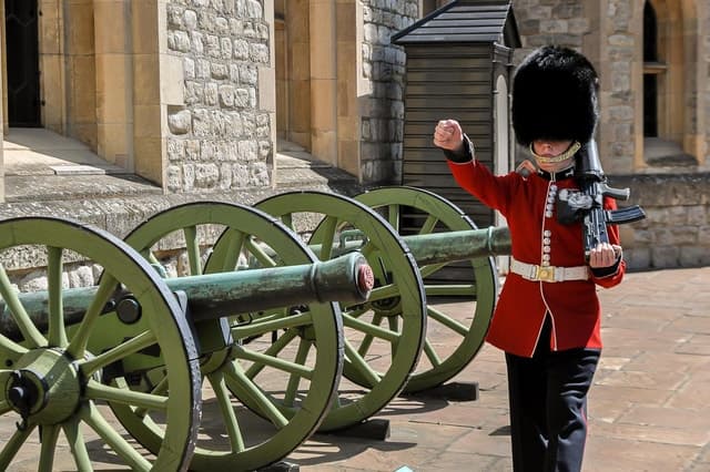 Crown Jewels of London Tour