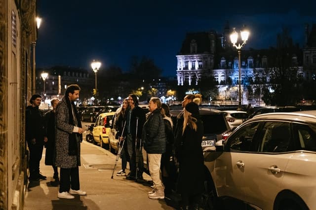 Best Historic Paris Tours: Explore Iconic Landmarks