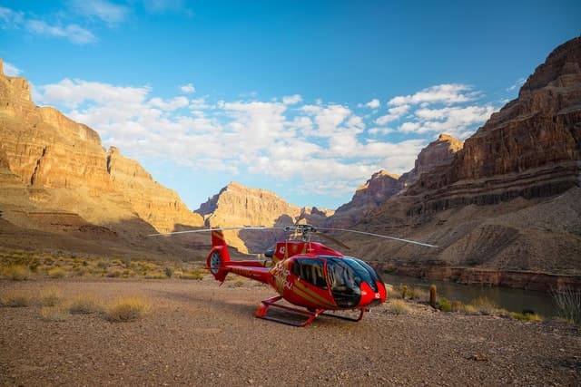 Grand Canyon Helicopter Landing Tour from Las Vegas