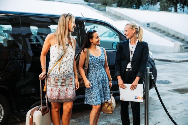 Lisbon Cruise Port: Private Transfer to hotels or airport