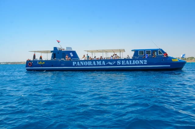 Safaga/Makadi Bay: Panorama Submarine with Snorkeling Tour