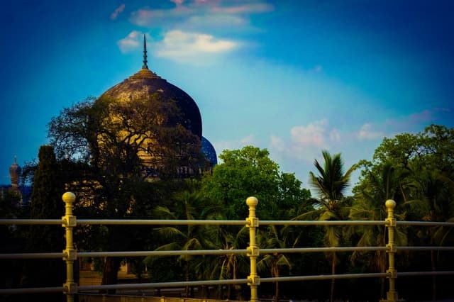 Hyderabad Full‑Day Guided City Tour & entrance ticket option