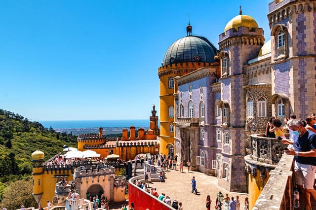 Lisbon: Sintra, Pena, Regaleira, Cabo Roca Coast & Cascais