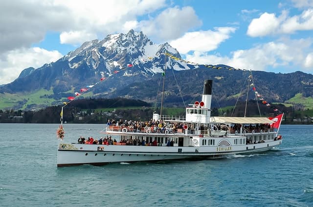From Zurich: Lucerne & Mount Pilatus Guided Day Tour