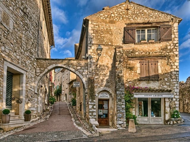 Authentic Medieval Village Tours from Nice, Provence