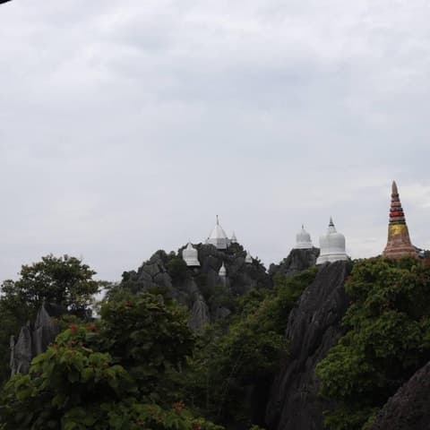 Chang Mai: Unseen in Thailand Wat Chaloemprakiat Lampang