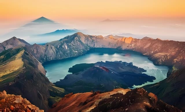Mount Rinjani Summit 2-Day Trekking Tour