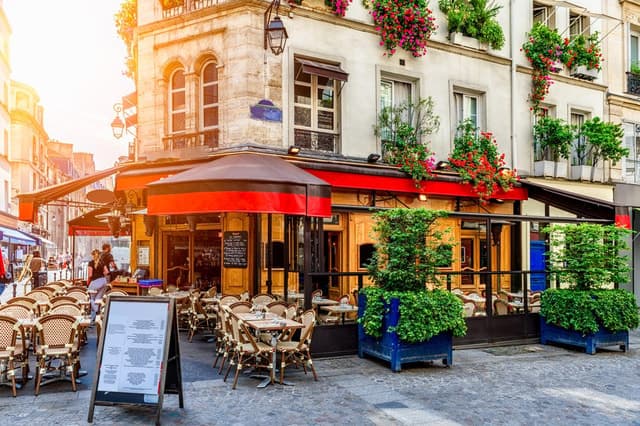 Best Classic Paris Tours in Fort-de-France