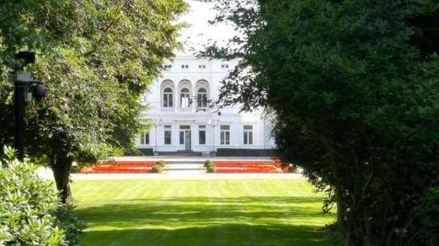Top-Rated Bonn City Tours & Guides