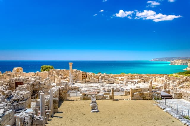 From Paphos: Guided Tour of Limassol with Aphrodite's Rock