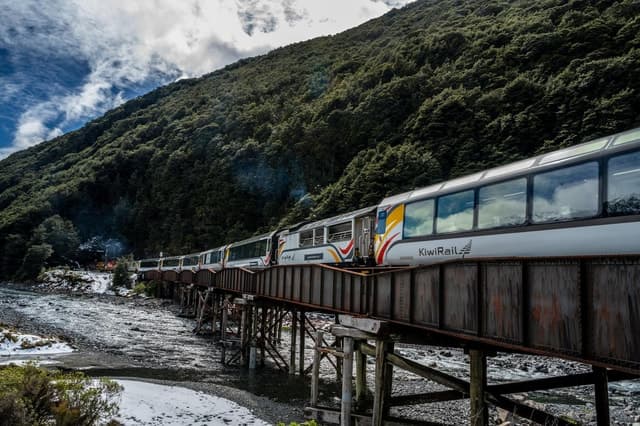 Christchurch: Arthur’s Pass + TranzAlpine Scenic Train