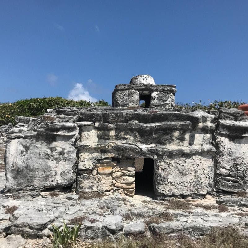Royal Castle (Castillo Real)
