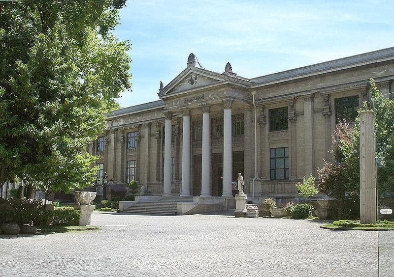 Istanbul Archaeological Museums (Istanbul Arkeoloji Muzeleri)