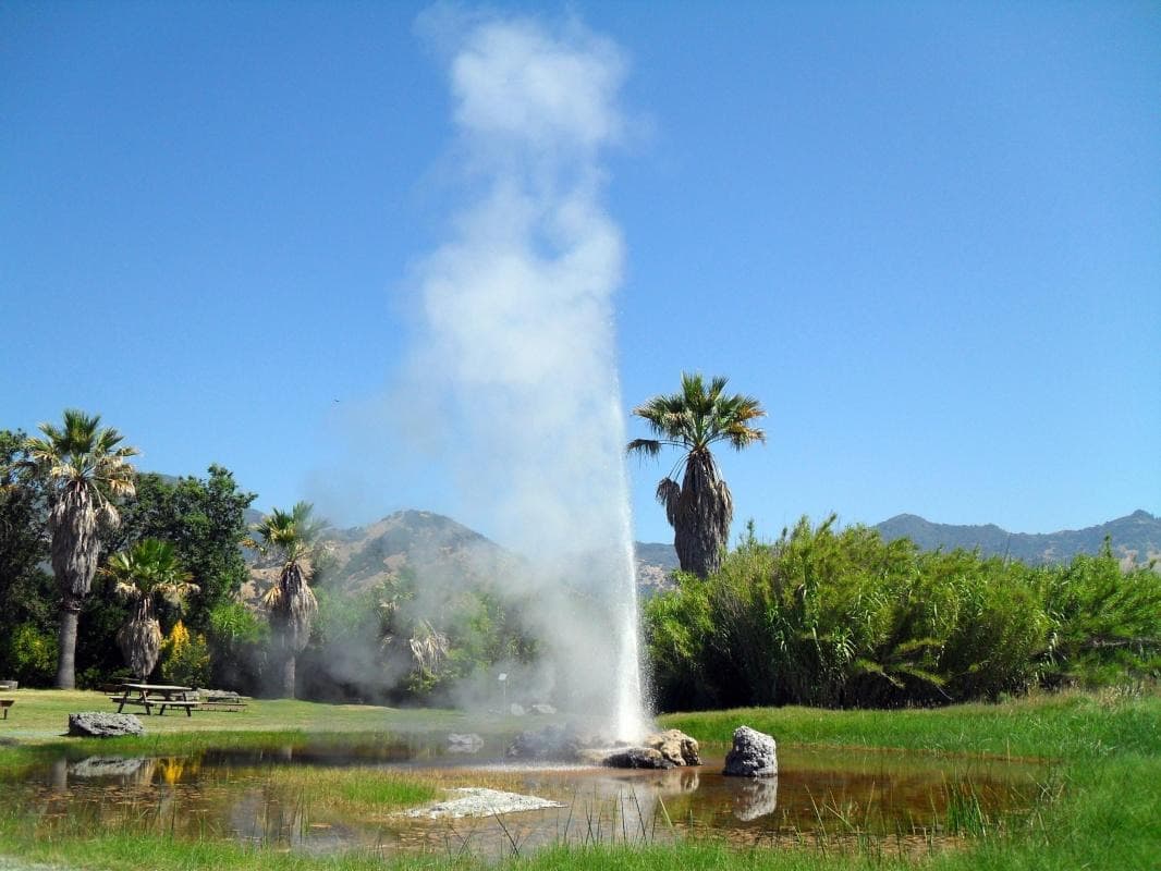 Old Faithful Geyser of California
