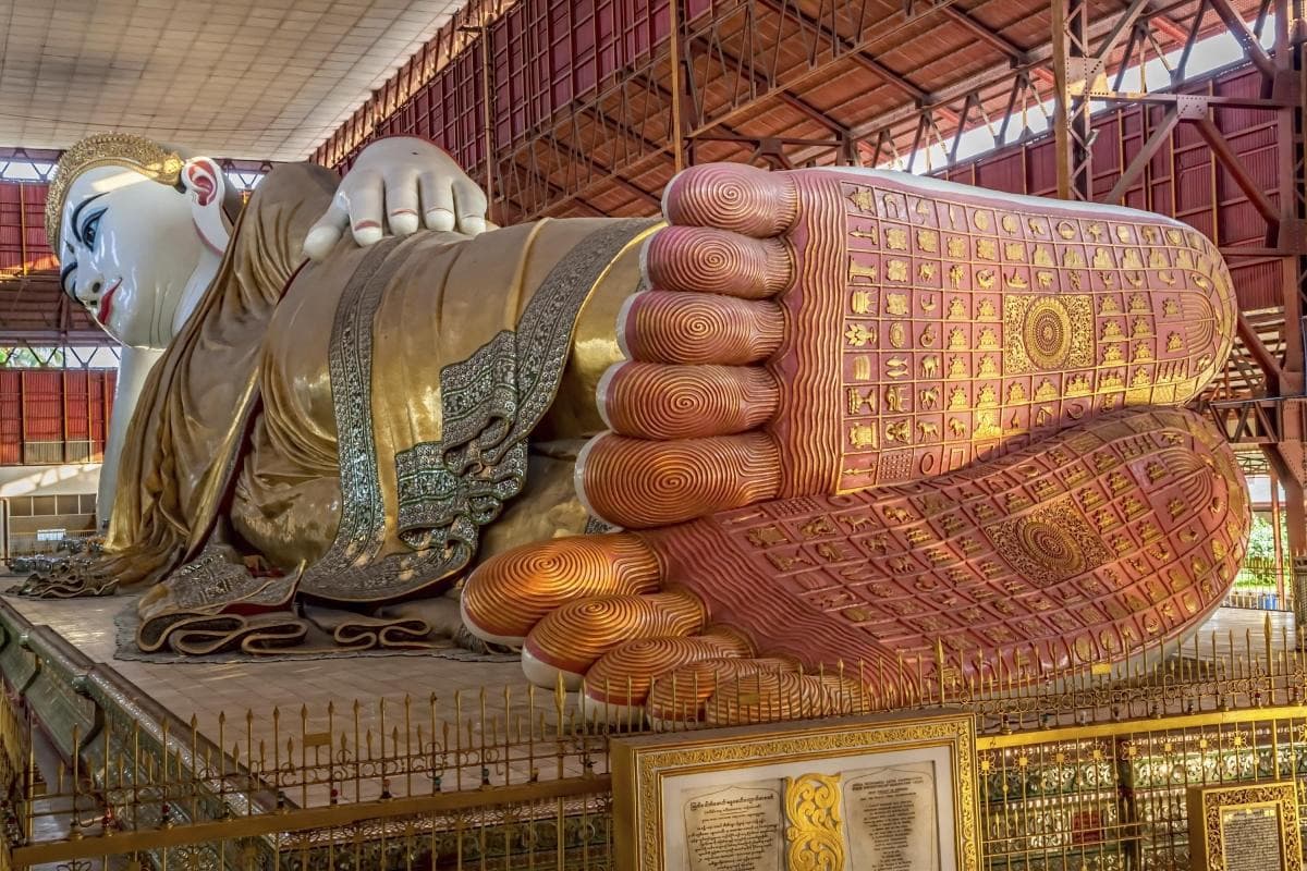 Chaukhtatgyi Paya (Chaukhtatgyi Buddha Temple)