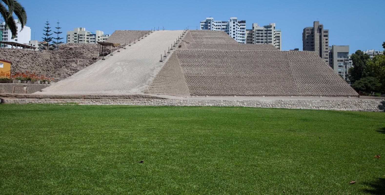 Huaca Huallamarca (Pan de Azucar)