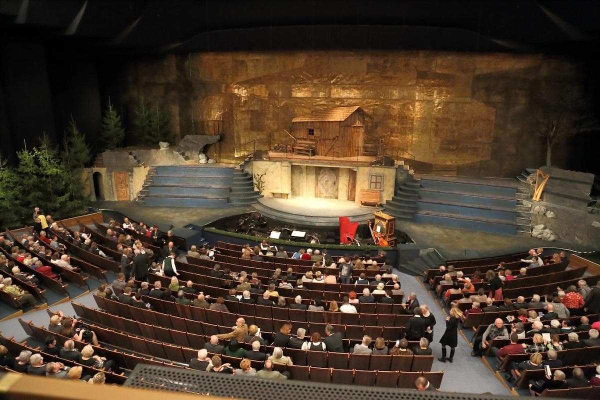 Large Festival Hall (Grosses Festspielhaus)