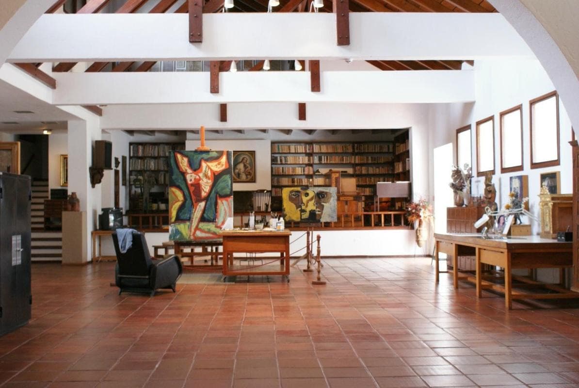 Guayasamin Museum (Casa Museo Guayasamin)