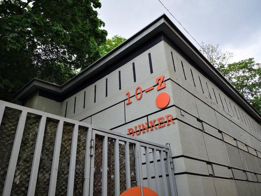 10-Z Bunker