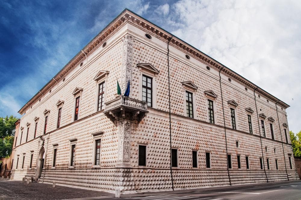 Diamond Palace (Palazzo dei Diamanti)
